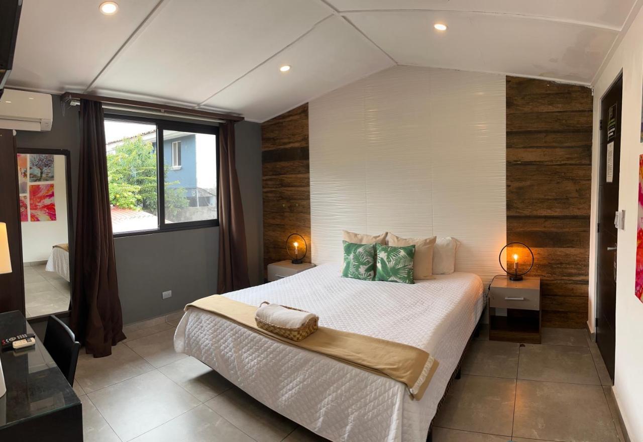 Hotel Boutique Valverde Santa Elena San Salvador Kültér fotó