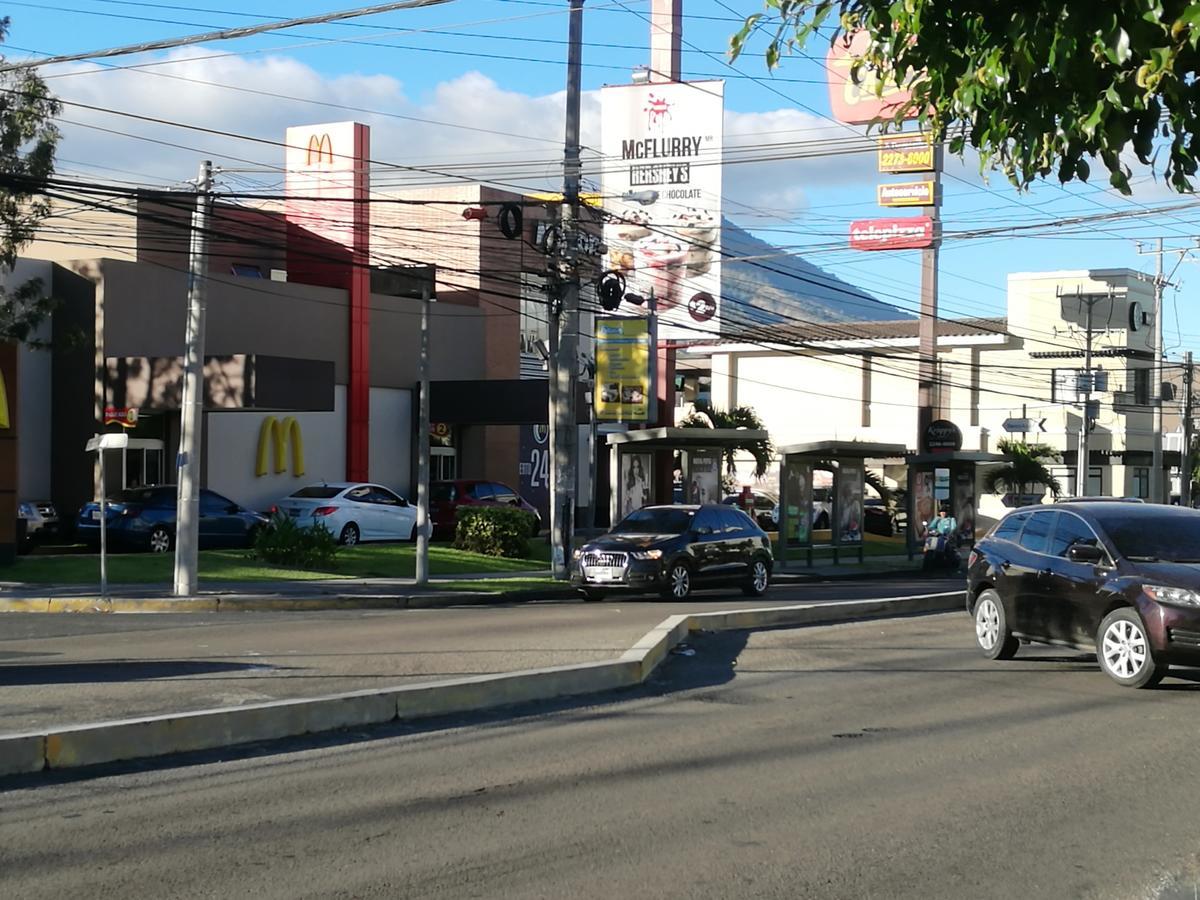 Hotel Boutique Valverde Santa Elena San Salvador Kültér fotó